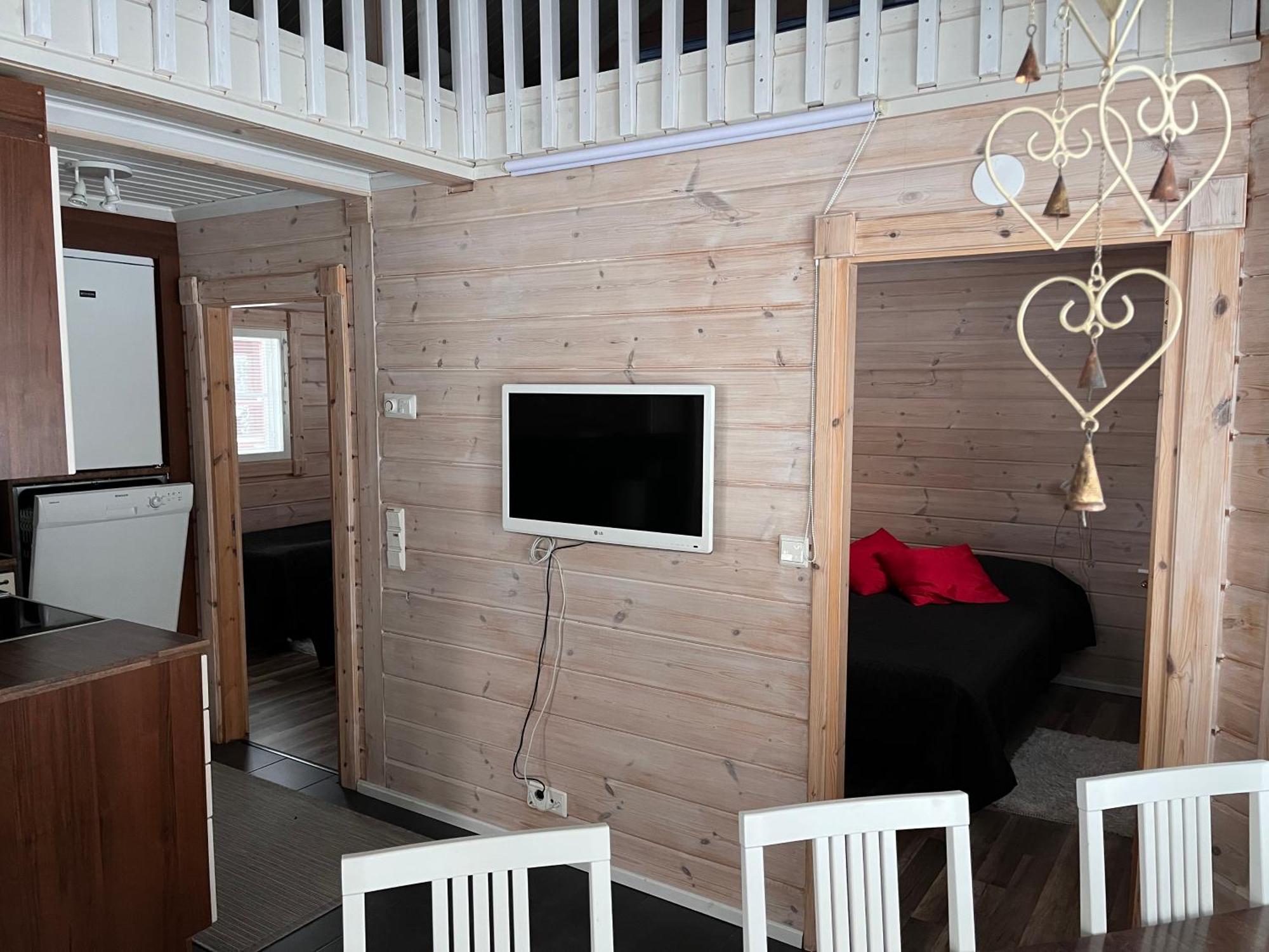 Kenttaeniemi Cottages Sonka Rum bild